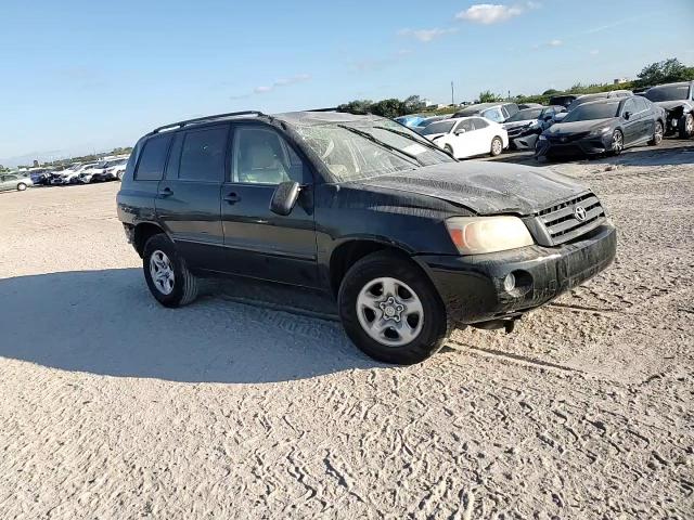 2005 Toyota Highlander - Image 11