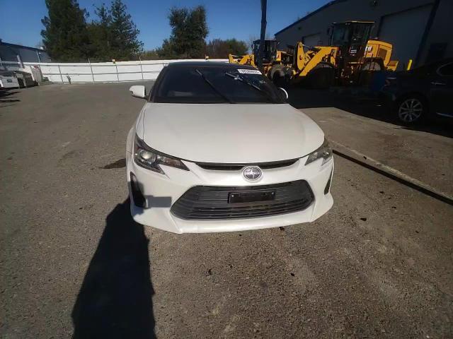 2016 Toyota tC - Image 10