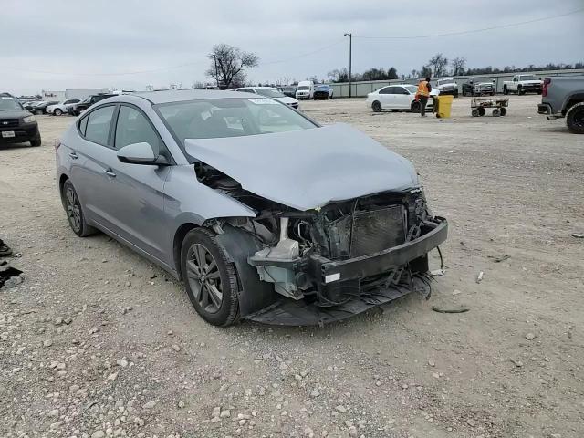 2017 Hyundai Elantra - Image 11