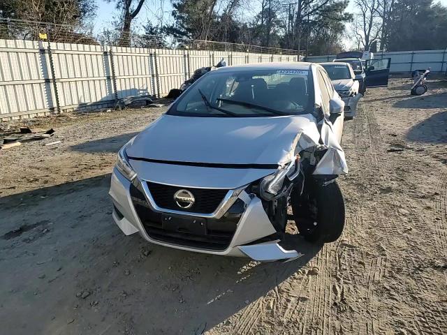 2020 Nissan Versa - Image 11