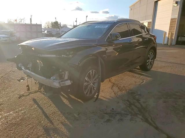 2019 Infiniti QX30 - Image 13