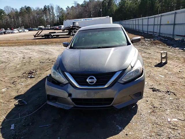 2016 Nissan Altima - Image 10