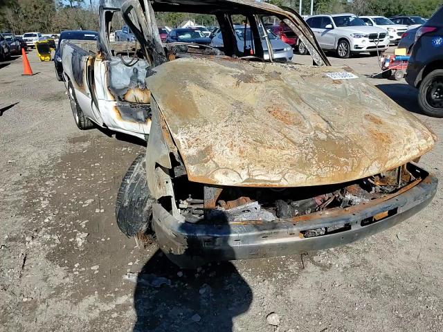 2002 Chevrolet Silverado - Image 11