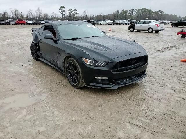 2016 Ford Mustang - Image 11