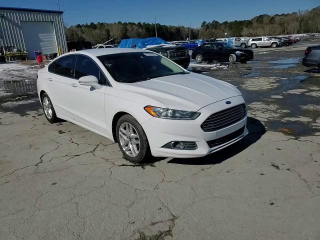 2013 Ford Fusion - Image 13