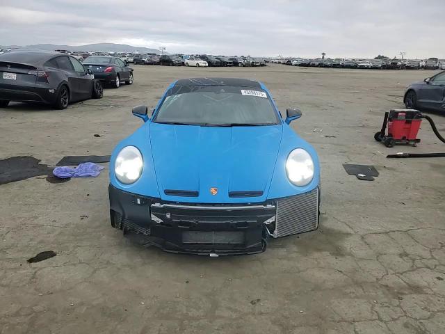 2022 Porsche 911 - Image 10