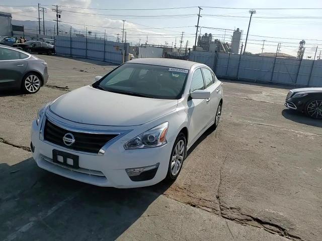 2015 Nissan Altima - Image 10