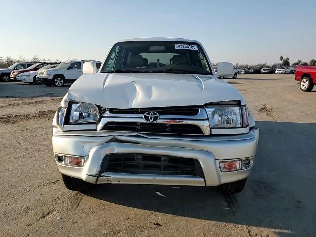 2001 Toyota 4Runner - Image 12