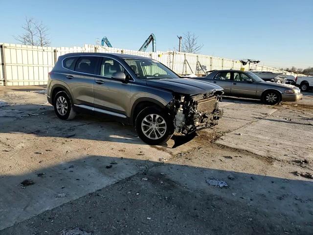 2019 Hyundai Santa Fe - Image 11