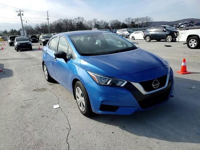 2020 Nissan Versa - Image 10