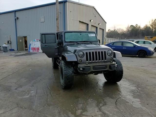 2016 Jeep Wrangler - Image 10