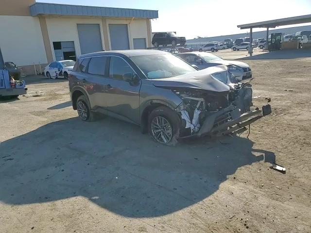 2024 Nissan Rogue - Image 11