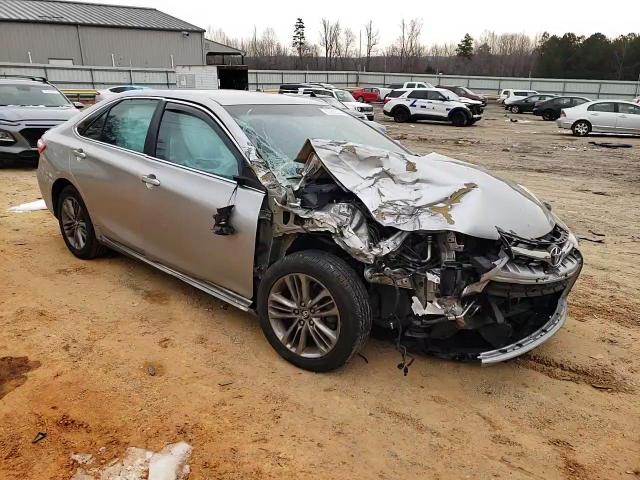 2017 Toyota Camry - Image 10