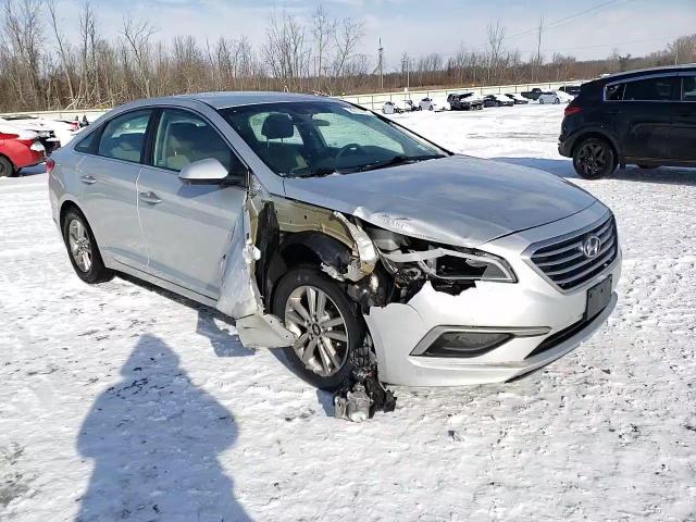 2017 Hyundai Sonata - Image 13