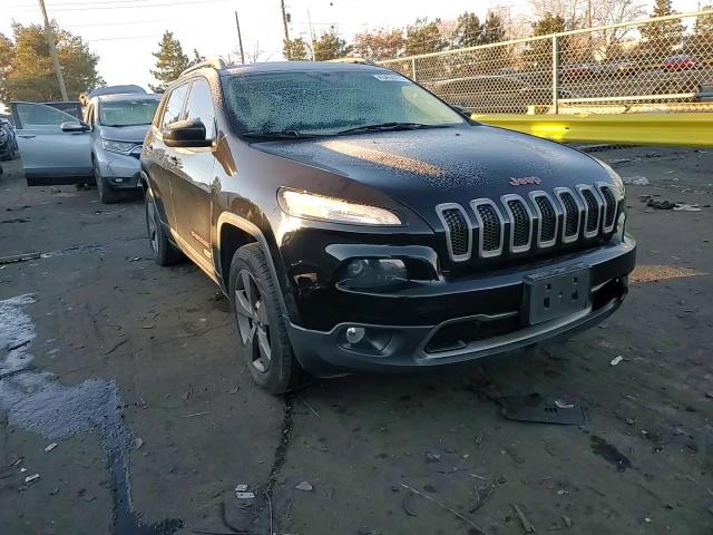 2017 Jeep Grand Cherokee - Image 11