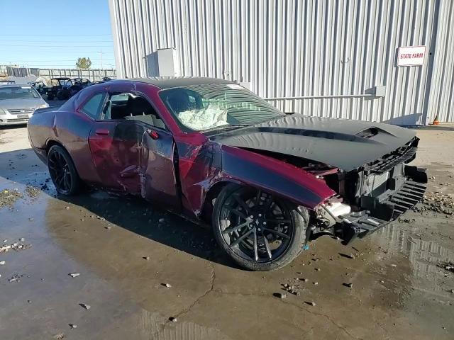 2019 Dodge Challenger - Image 13