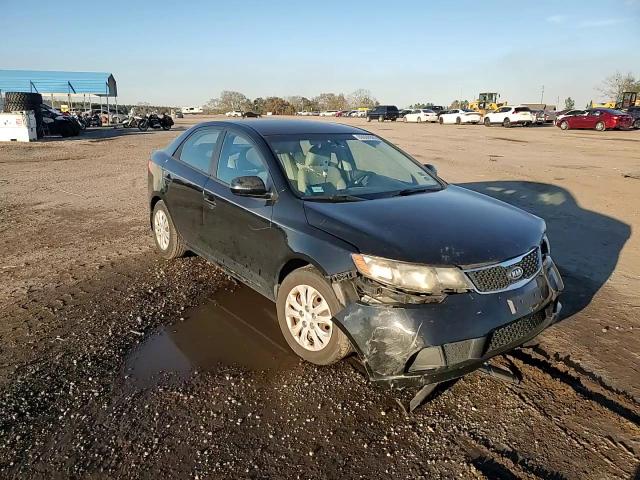 2013 Kia Forte - Image 11