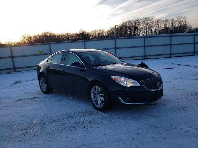 2016 Buick Regal - Image 10