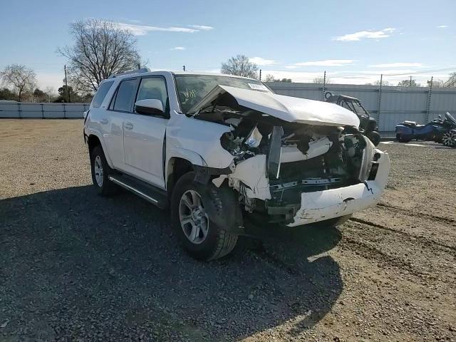 2016 Toyota 4Runner - Image 12