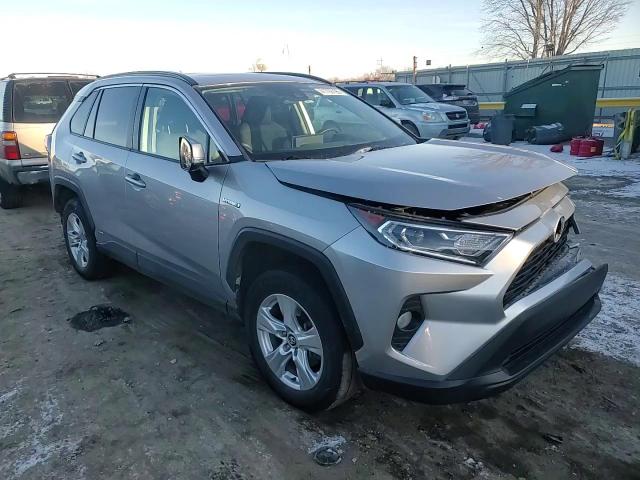 2020 Toyota RAV 4 - Image 12