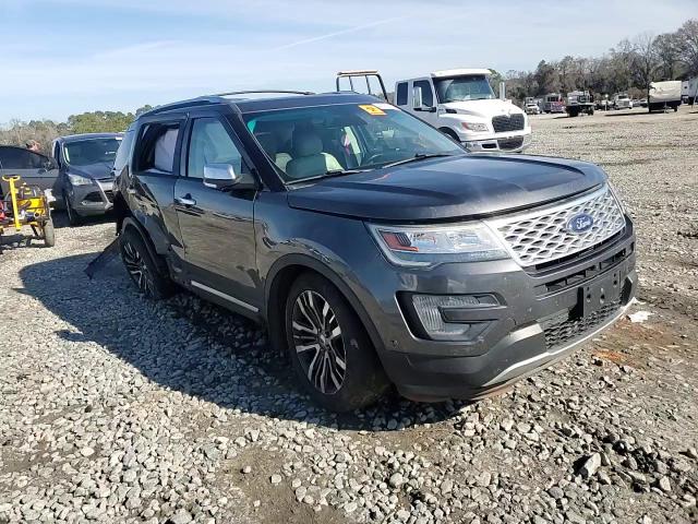 2016 Ford Explorer - Image 10