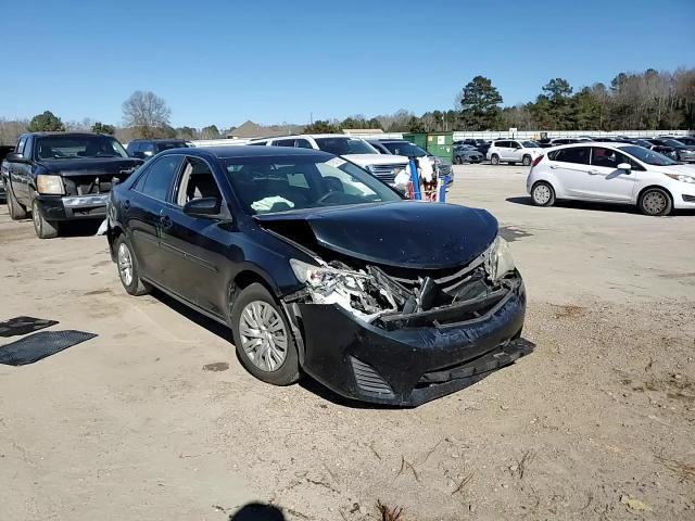 2014 Toyota Camry - Image 11