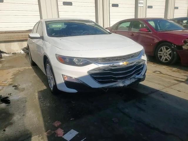 2023 Chevrolet Malibu - Image 11