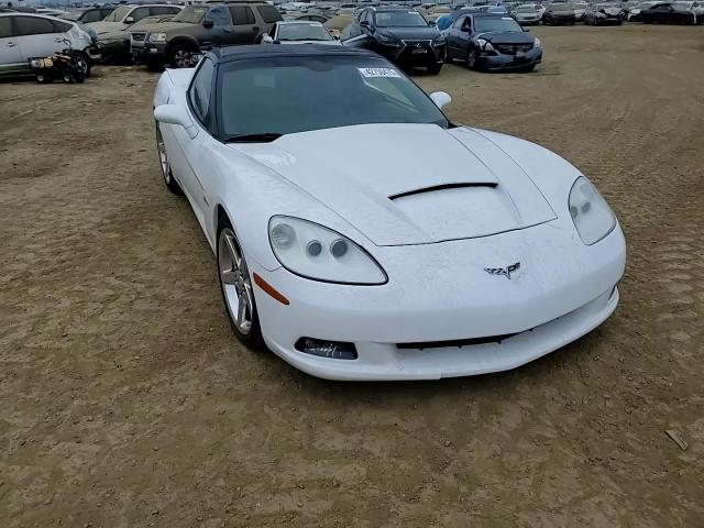 2005 Chevrolet Corvette - Image 11
