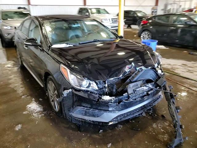 2017 Hyundai Sonata - Image 13
