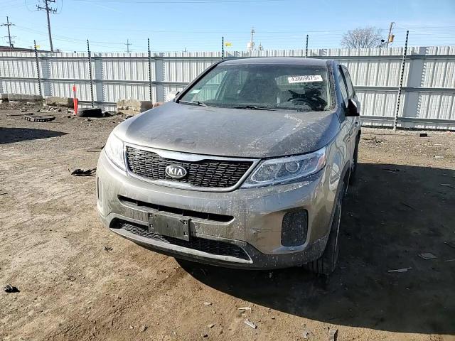 2015 Kia Sorento - Image 12