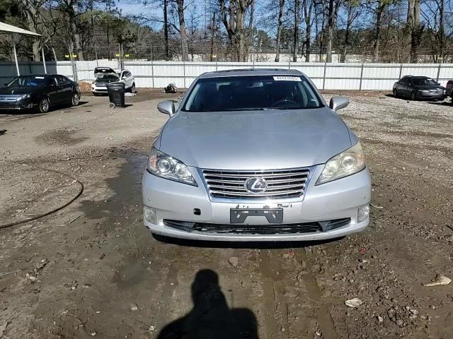 2012 Lexus ES - Image 13
