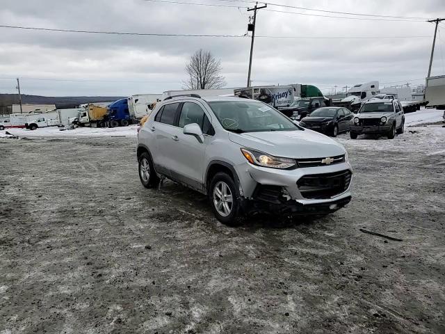 2017 Chevrolet Trax - Image 11
