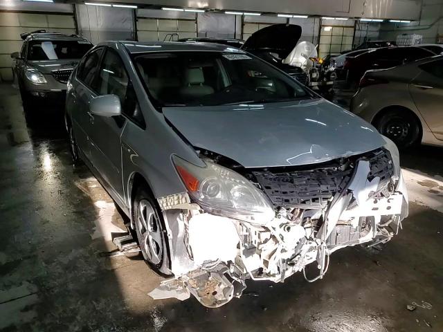 2013 Toyota Prius - Image 14