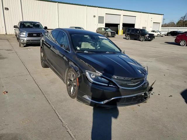 2015 Chrysler 200 - Image 11