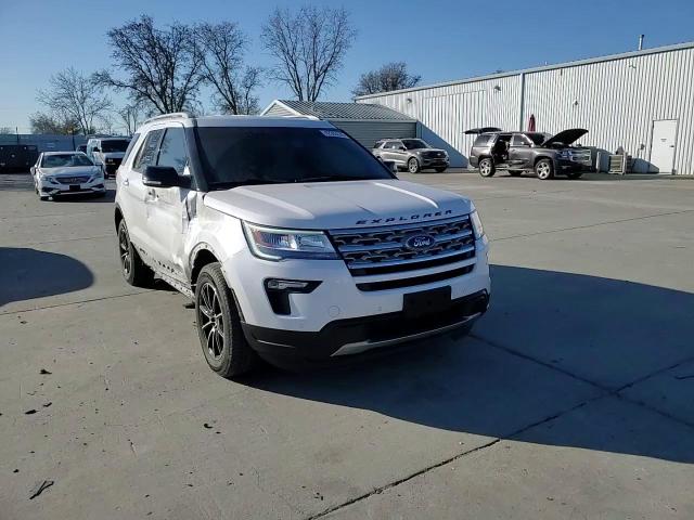 2018 Ford Explorer - Image 12