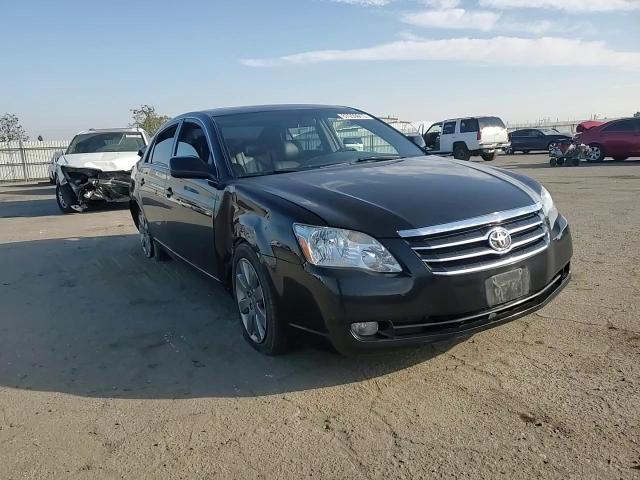 2006 Toyota Avalon - Image 11