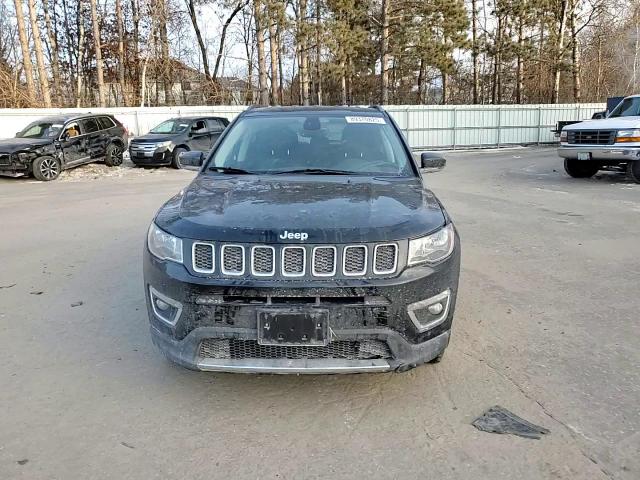 2018 Jeep Compass - Image 11