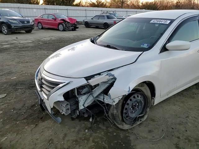 2015 Nissan Altima - Image 11