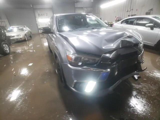 2018 Mitsubishi Outlander - Image 13