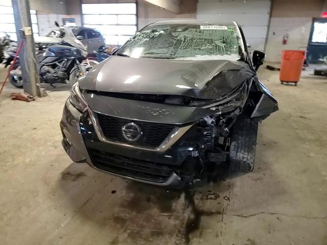 2020 Nissan Versa - Image 11