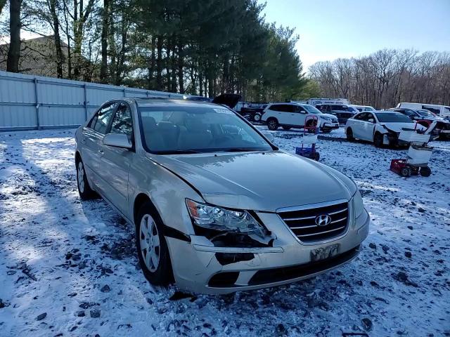 2009 Hyundai Sonata - Image 10