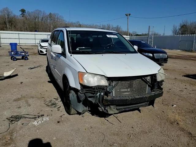 2014 Dodge Caravan - Image 11
