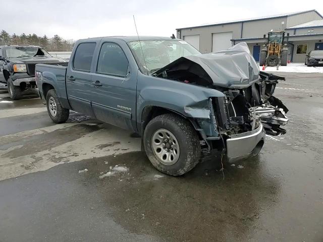 2011 GMC Sierra - Image 11