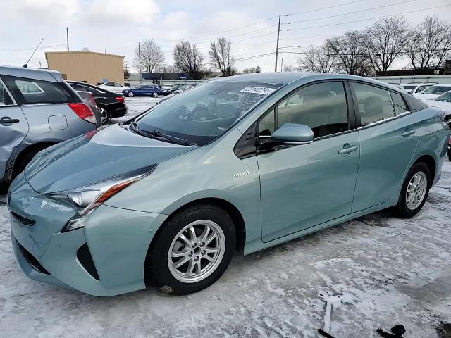 2018 Toyota Prius - Image 11