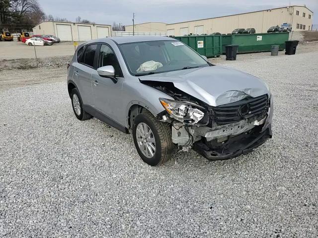 2016 Mazda CX-5 - Image 12