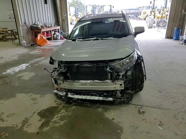 2019 Toyota RAV 4 - Image 11