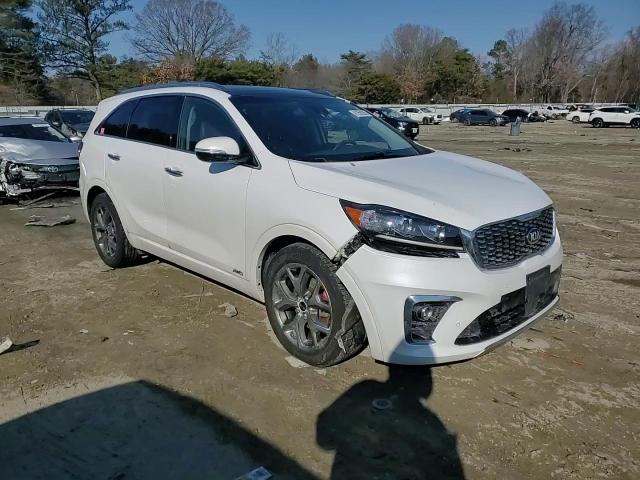 2019 Kia Sorento - Image 14
