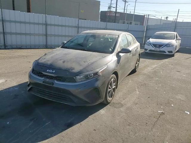 2023 Kia Forte - Image 11