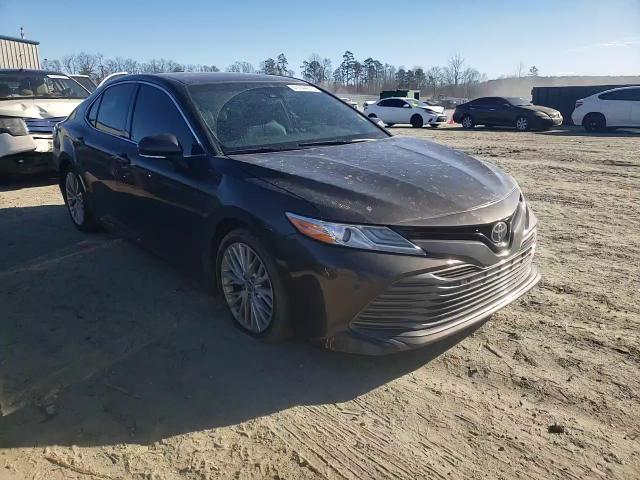 2018 Toyota Camry - Image 11