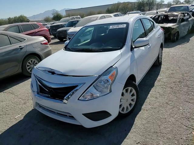 2016 Nissan Versa - Image 13
